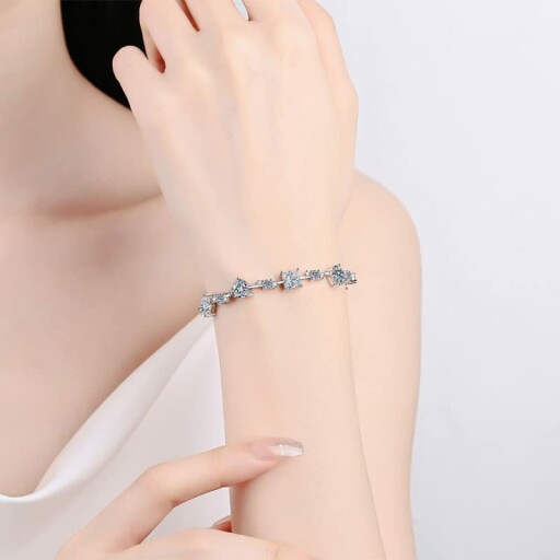 Unique Design 14K Gold Tennis Bracelet with diamonds